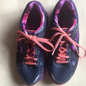 Brooks adendaline GTS